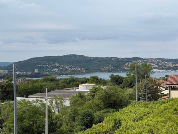 appartamento in affitto a Trieste in zona Borgo San Sergio