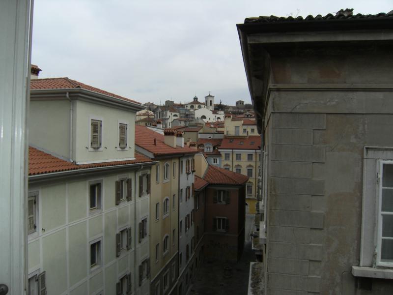 appartamento in affitto a Trieste in zona Cavana