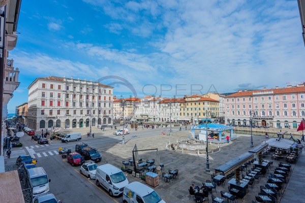 appartamento in affitto a Trieste in zona Città Nuova