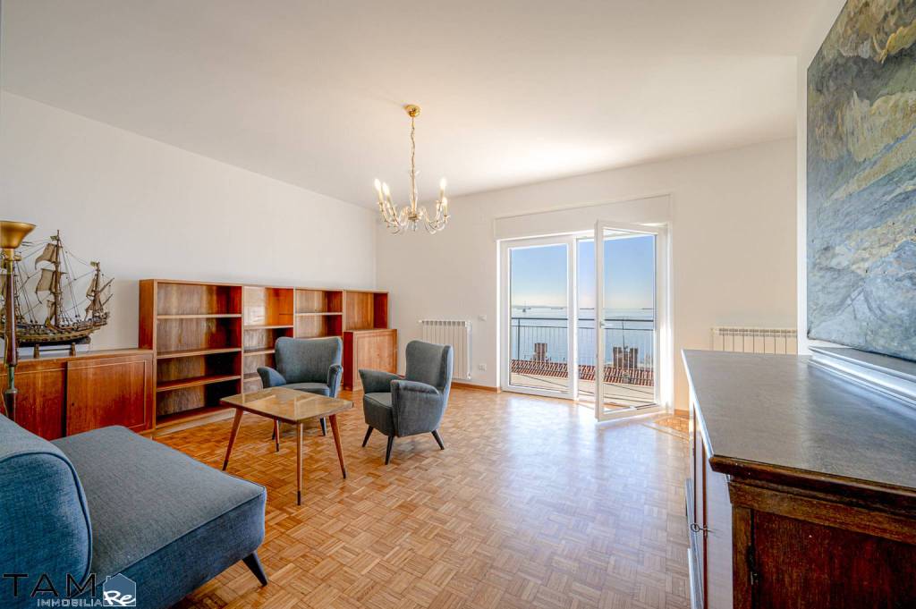 appartamento in affitto a Trieste in zona Barcola