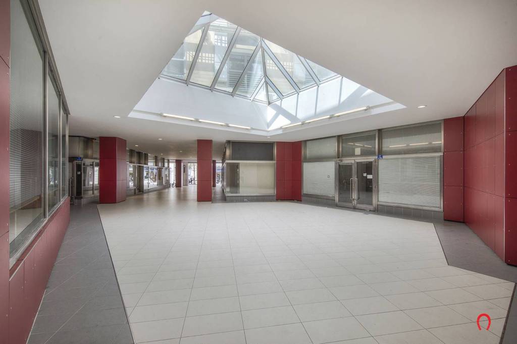 negozio in affitto a Trieste in zona Borgo Teresiano