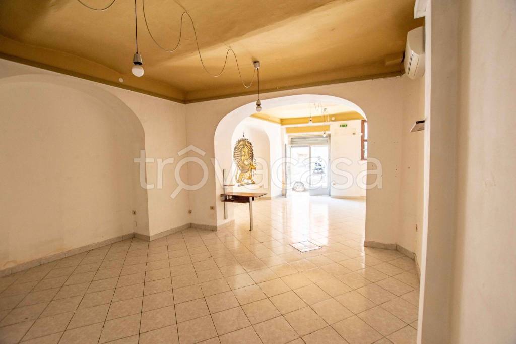 negozio in affitto a Trieste