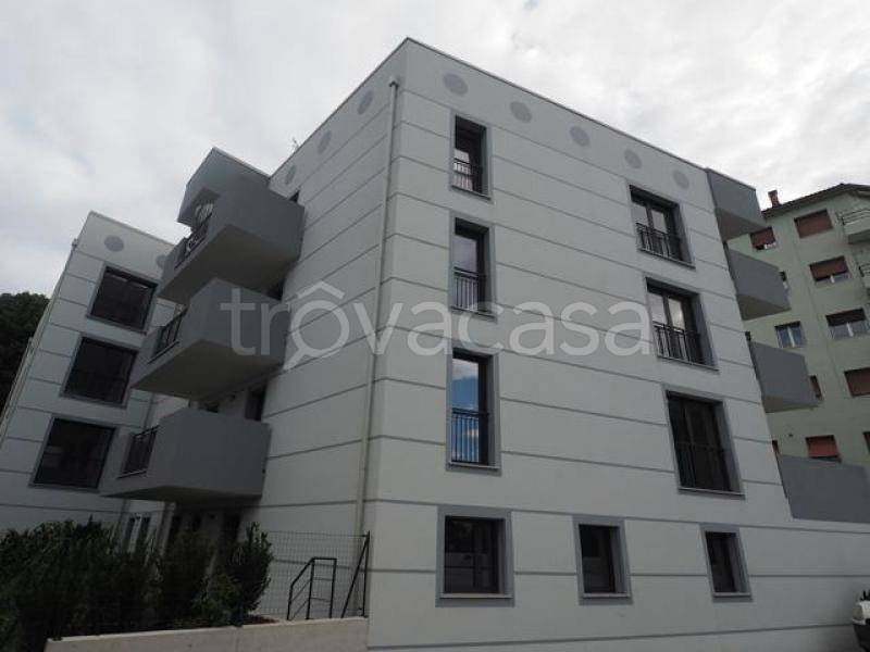 appartamento in affitto a Trieste in zona Campi Elisi