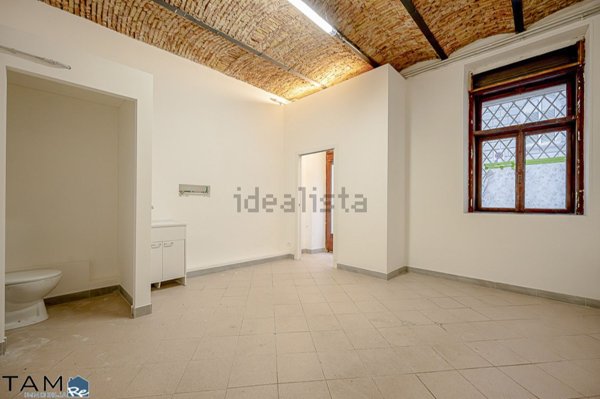 locale commerciale in affitto a Trieste