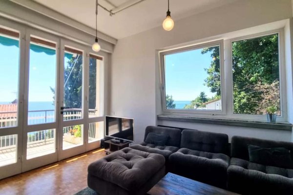 appartamento in affitto a Trieste in zona Miramare