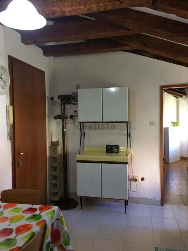 appartamento in affitto a Trieste in zona Città Nuova