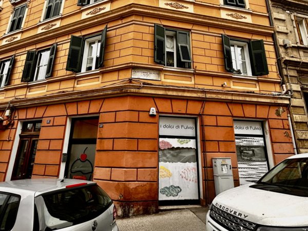 negozio in affitto a Trieste