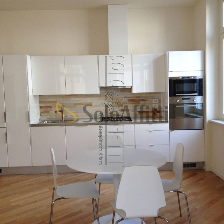 appartamento in affitto a Trieste in zona Città Vecchia