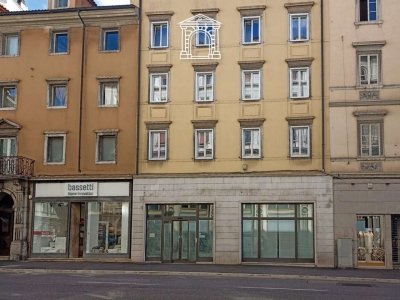 negozio in affitto a Trieste