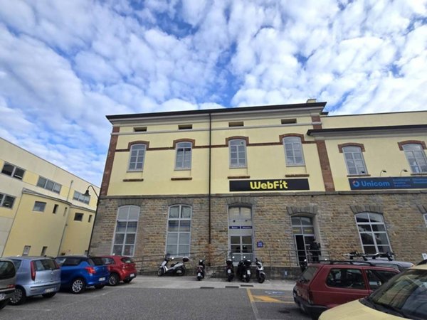 locale commerciale in affitto a Trieste in zona Chiarbola