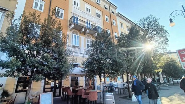 appartamento in affitto a Trieste in zona Città Vecchia