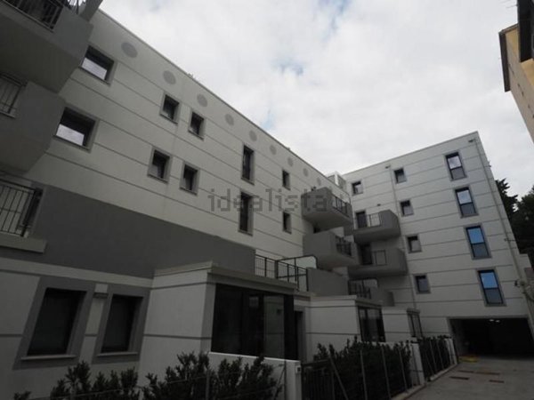 appartamento in affitto a Trieste in zona Campi Elisi