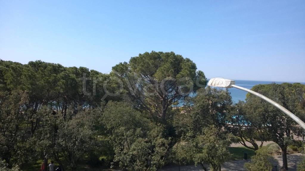 appartamento in affitto a Trieste in zona Barcola