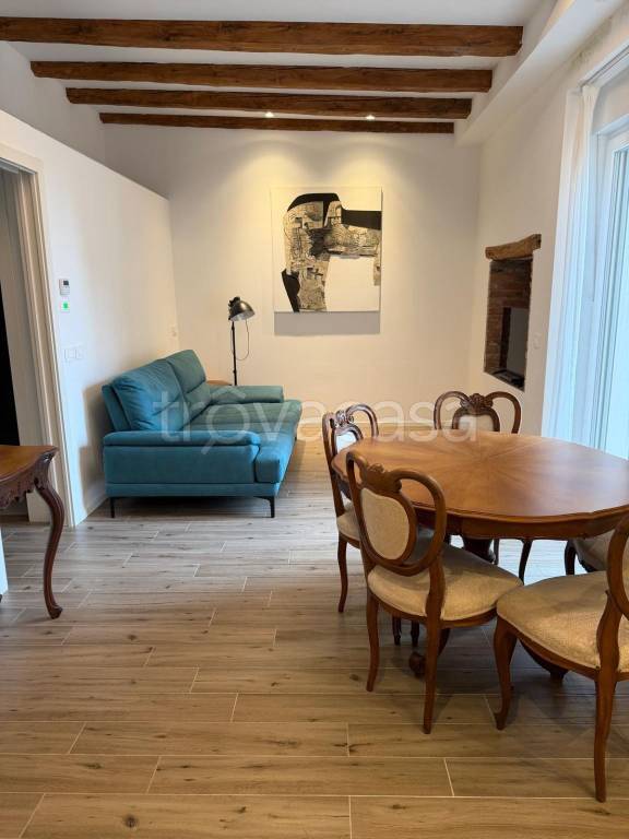 appartamento in affitto a Trieste in zona Cologna