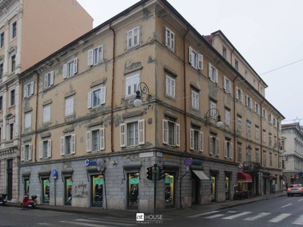 negozio in affitto a Trieste