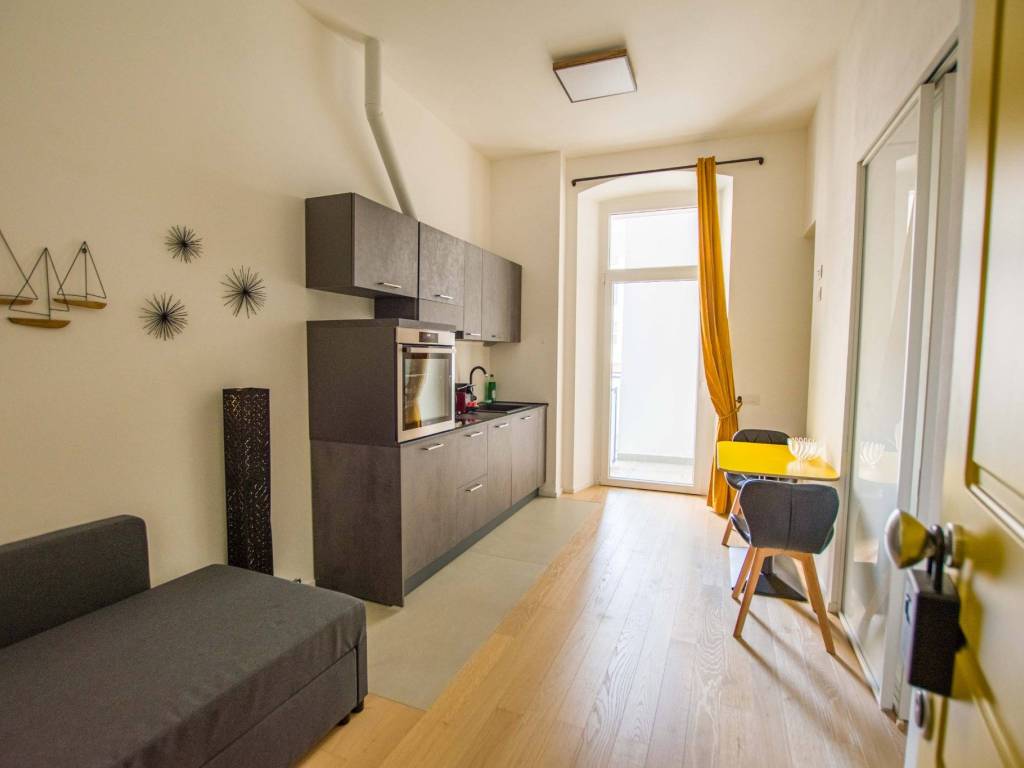 appartamento in affitto a Trieste in zona Borgo Teresiano