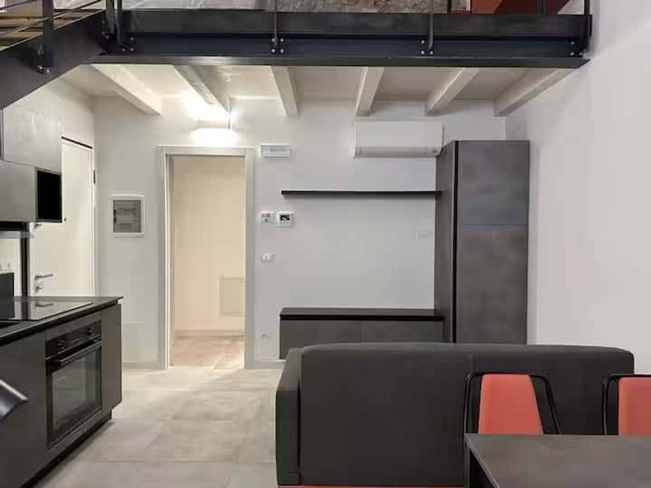 appartamento in affitto a Trieste in zona Città Vecchia