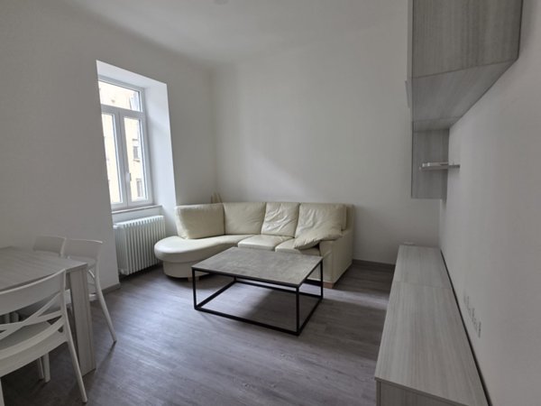 appartamento in affitto a Trieste in zona Barriera vecchia