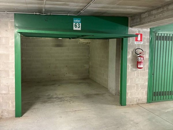 negozio in affitto a Trieste in zona Città Vecchia