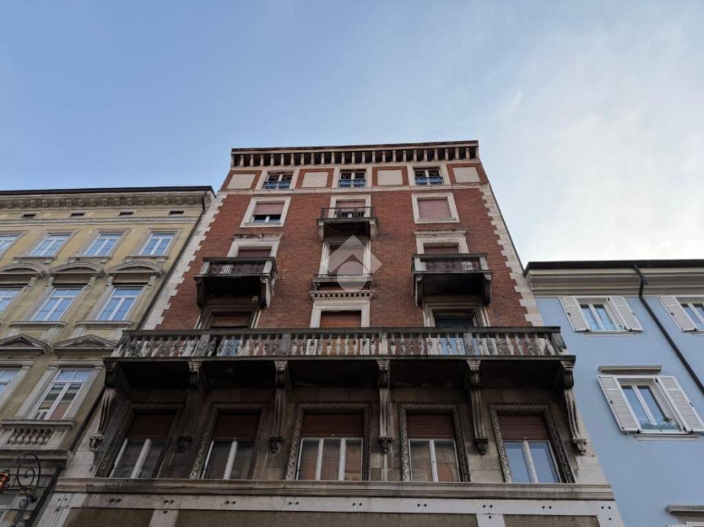 appartamento in affitto a Trieste in zona Borgo Teresiano