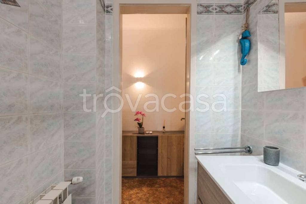 appartamento in affitto a Trieste in zona Roiano