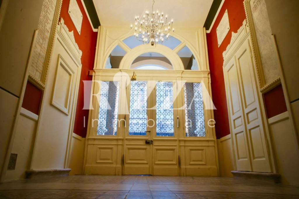 appartamento in affitto a Trieste in zona Borgo Teresiano