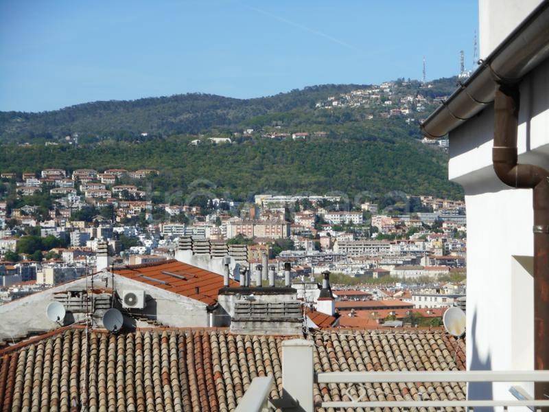 appartamento in affitto a Trieste in zona San Giacomo