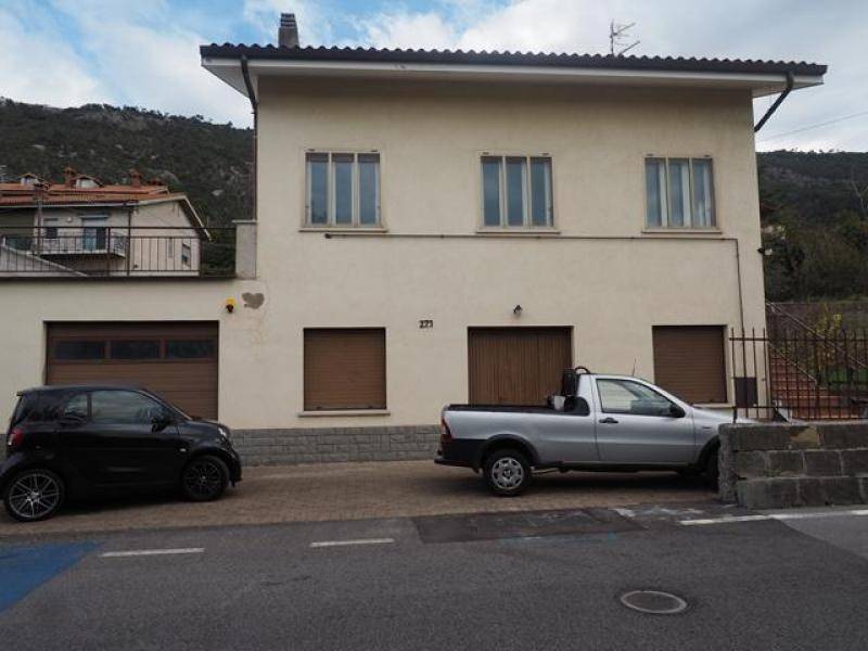 negozio in affitto a Trieste in zona Valmaura