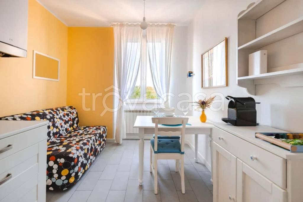 appartamento in affitto a Trieste in zona Roiano