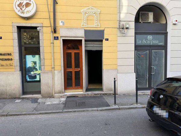 negozio in affitto a Trieste