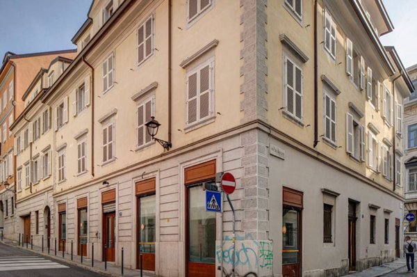 appartamento in affitto a Trieste in zona Città Vecchia