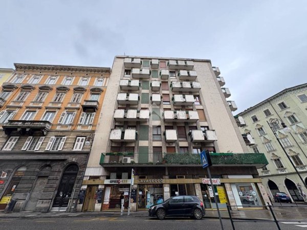 negozio in affitto a Trieste