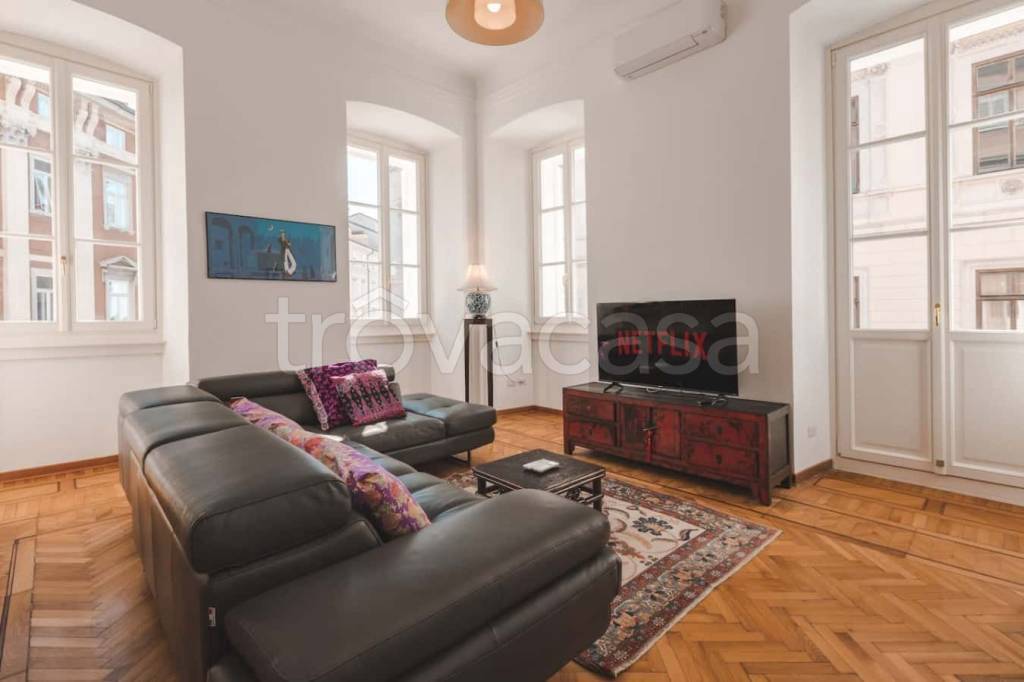 appartamento in affitto a Trieste in zona Città Vecchia