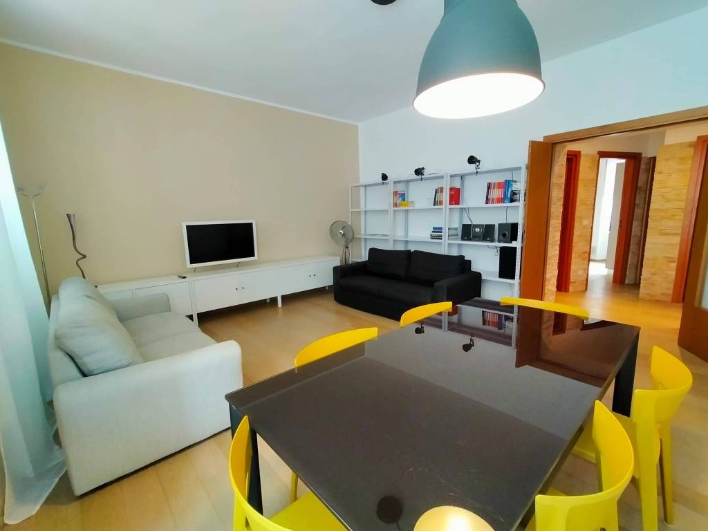 appartamento in affitto a Trieste in zona Barriera vecchia