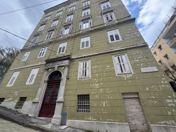 appartamento in affitto a Trieste in zona Campi Elisi