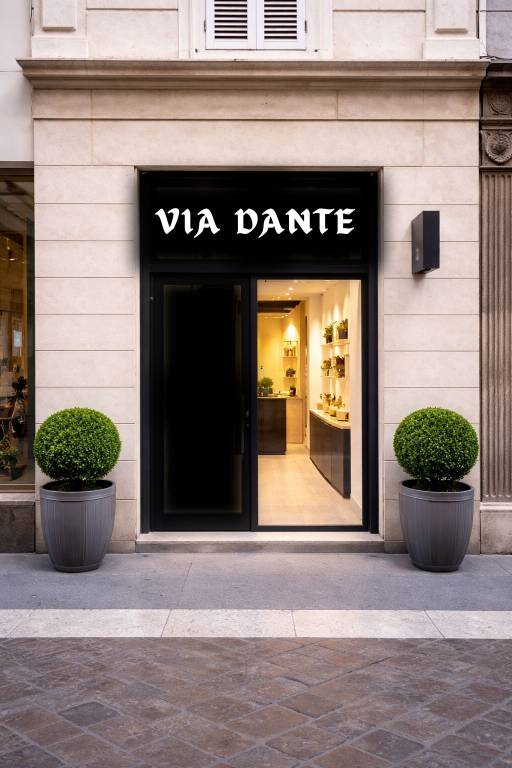 negozio in affitto a Trieste in zona Borgo Teresiano