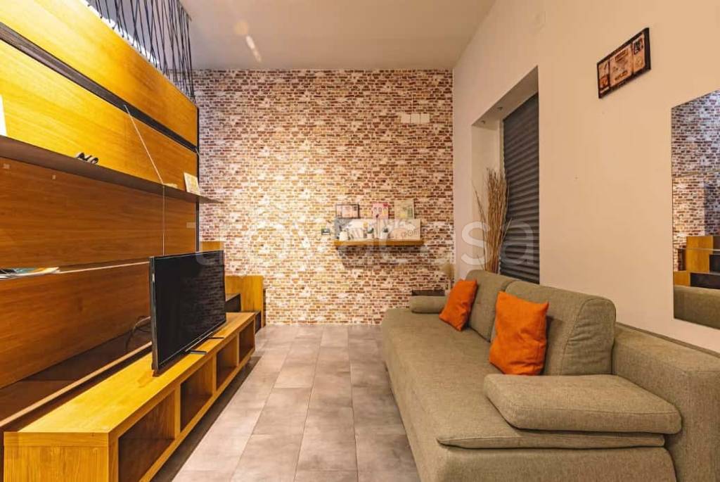 appartamento in affitto a Trieste in zona Borgo Teresiano