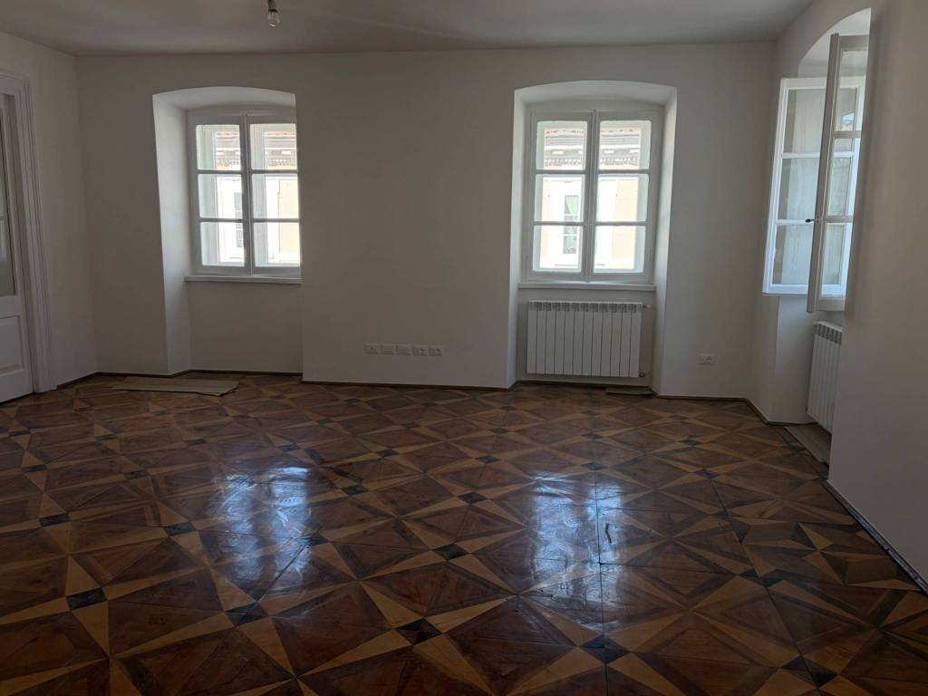 ufficio in affitto a Trieste in zona Borgo Teresiano