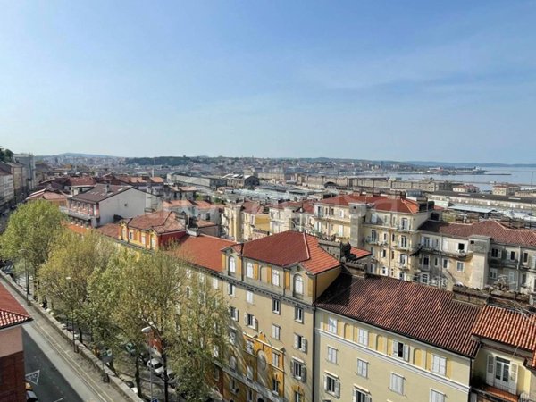 appartamento in affitto a Trieste in zona Roiano