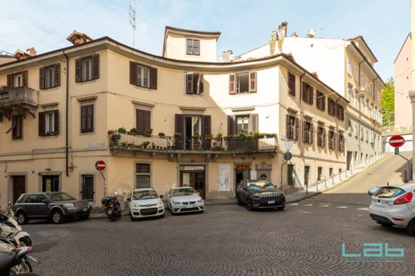 appartamento in affitto a Trieste in zona Città Vecchia