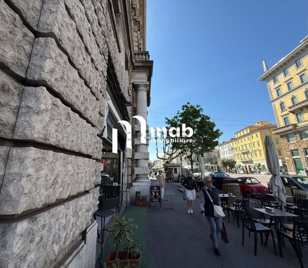 negozio in affitto a Trieste in zona Città Nuova