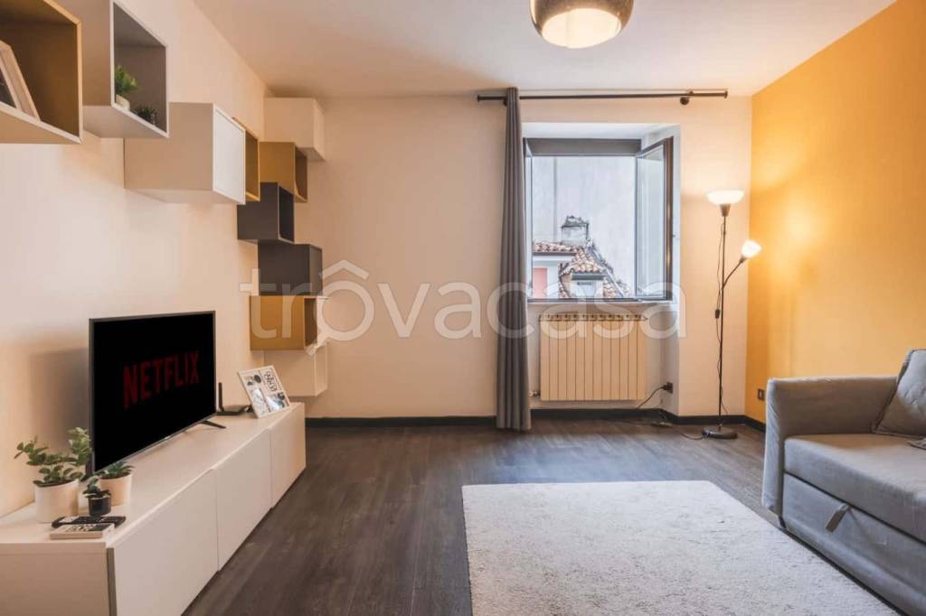 appartamento in affitto a Trieste in zona Borgo Teresiano