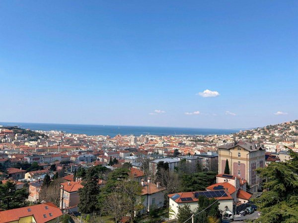 appartamento in affitto a Trieste in zona Chiadino