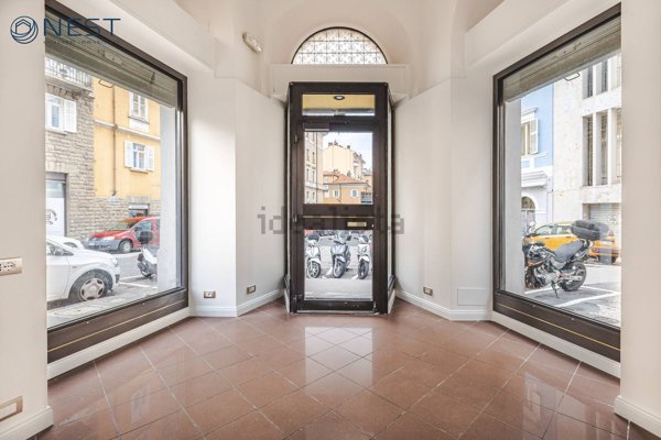 locale commerciale in affitto a Trieste in zona Barriera vecchia