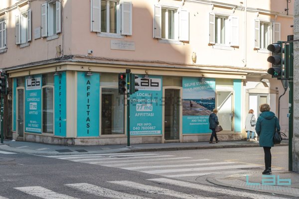 locale commerciale in affitto a Trieste in zona Città Nuova
