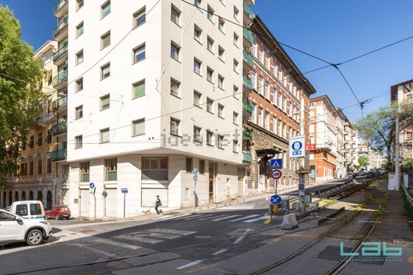 appartamento in affitto a Trieste in zona Borgo Teresiano