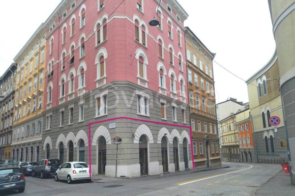 negozio in affitto a Trieste