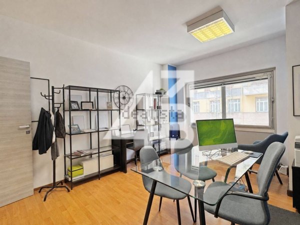 ufficio in affitto a Trieste in zona Città Nuova