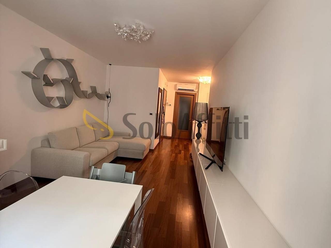 appartamento in affitto a Trieste in zona Borgo Teresiano
