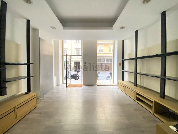 negozio in affitto a Trieste in zona Città Nuova
